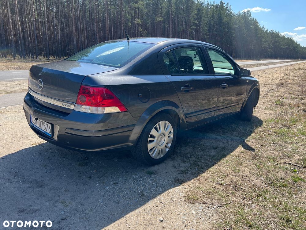 Opel Astra 1.7 CDTI Essentia - 3