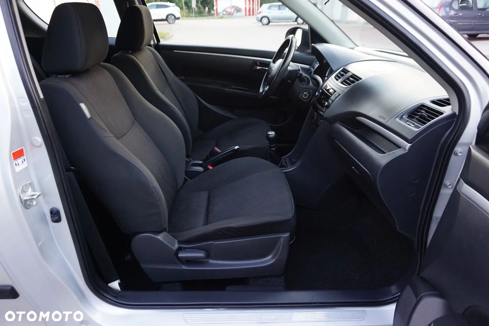 Suzuki Swift - 36