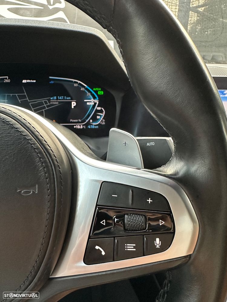 BMW 330 e Aut. M Sport - 34