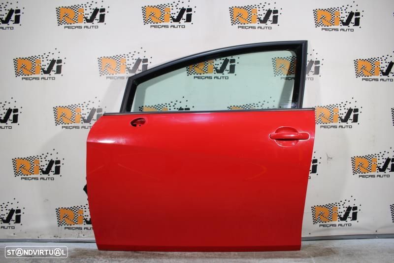Porta Frente Esquerda Seat Leon (1P1)  Porta Frontal Esquerda Seat Leo - 1