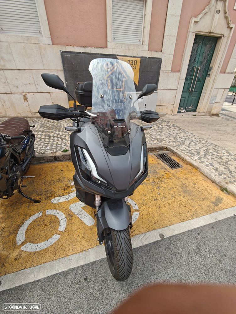 Honda ADV - 1