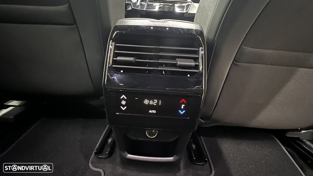 Peugeot 5008 1.2 Hybrid Allure e-DCS6 - 52