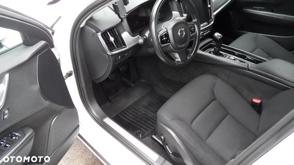 Volvo V90 - 8