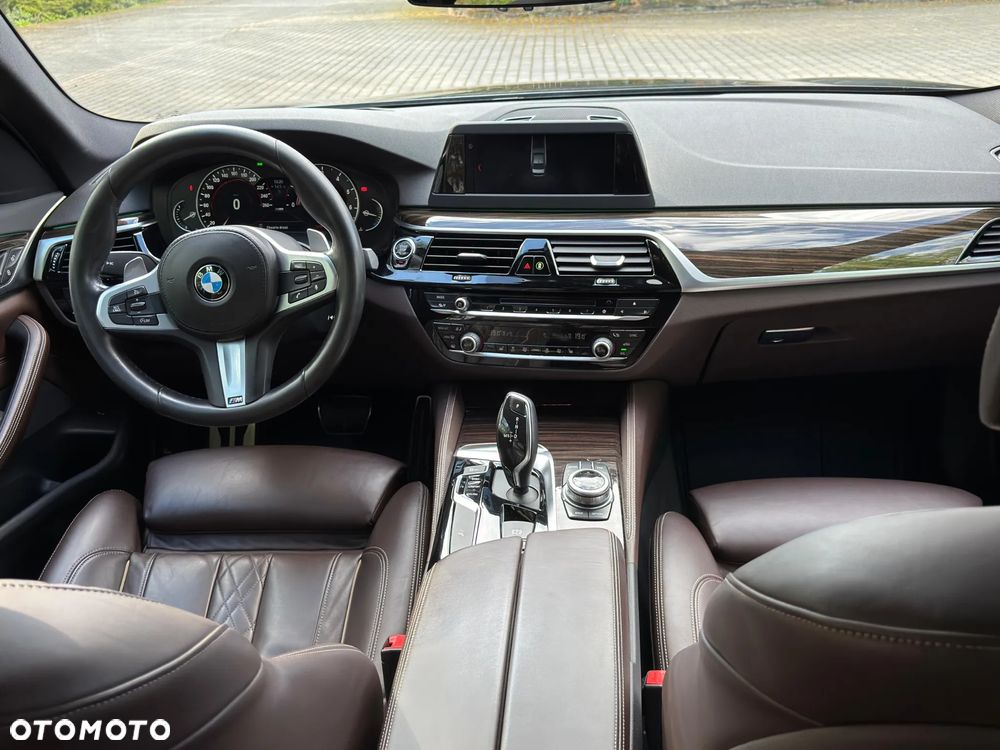 BMW Seria 5 530i M Sport sport - 16