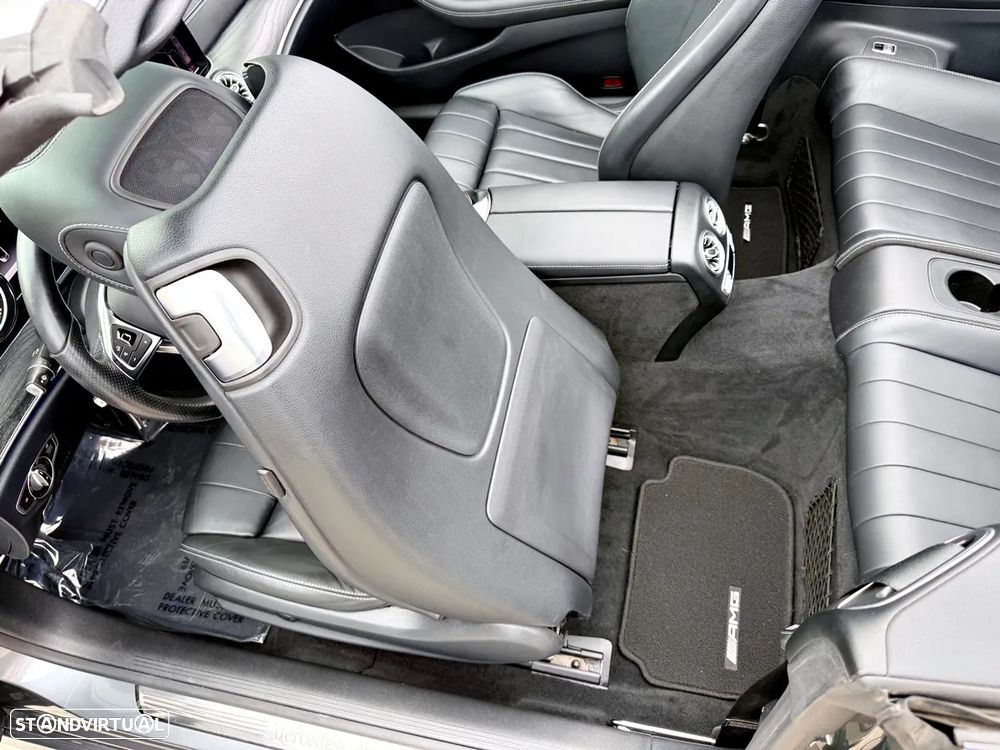 Mercedes-Benz C 220 d Cabrio 9G-Tronic AMG Line - 28