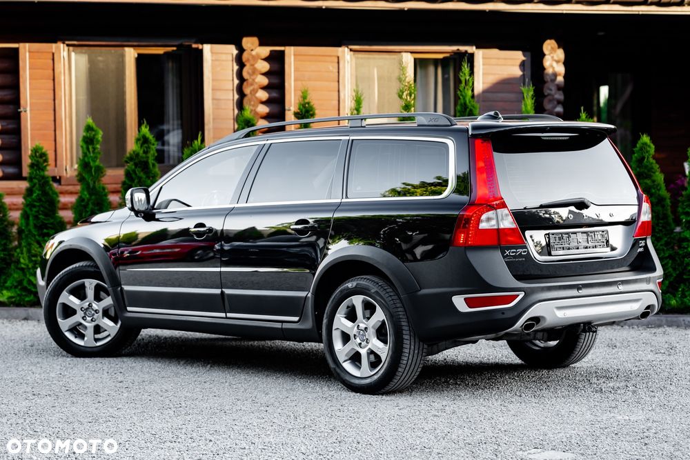 Volvo XC 70 D5 AWD Geartronic Summum - 9