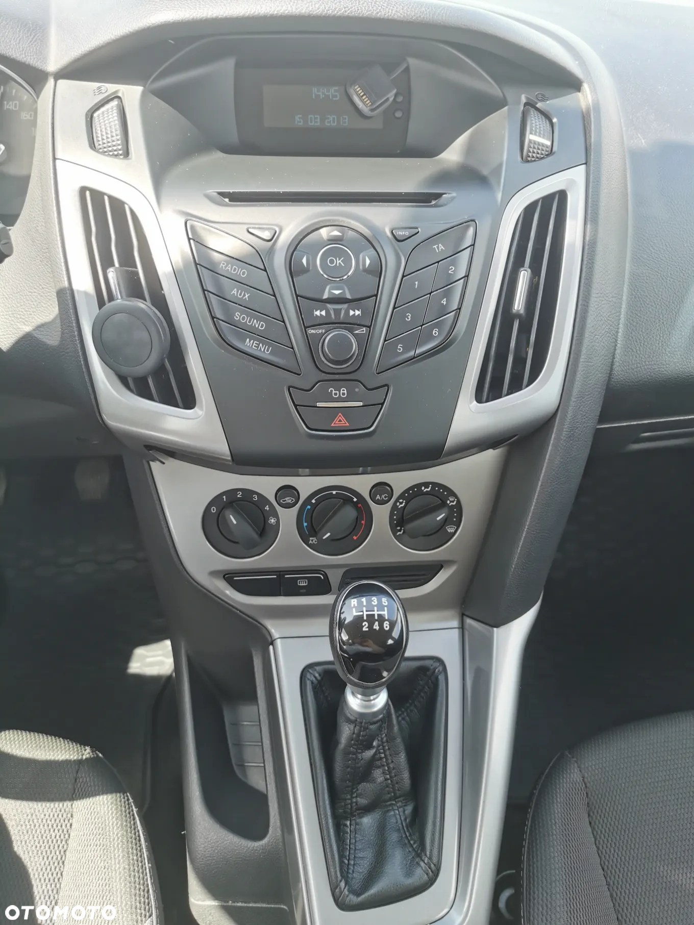 Ford Focus - 11