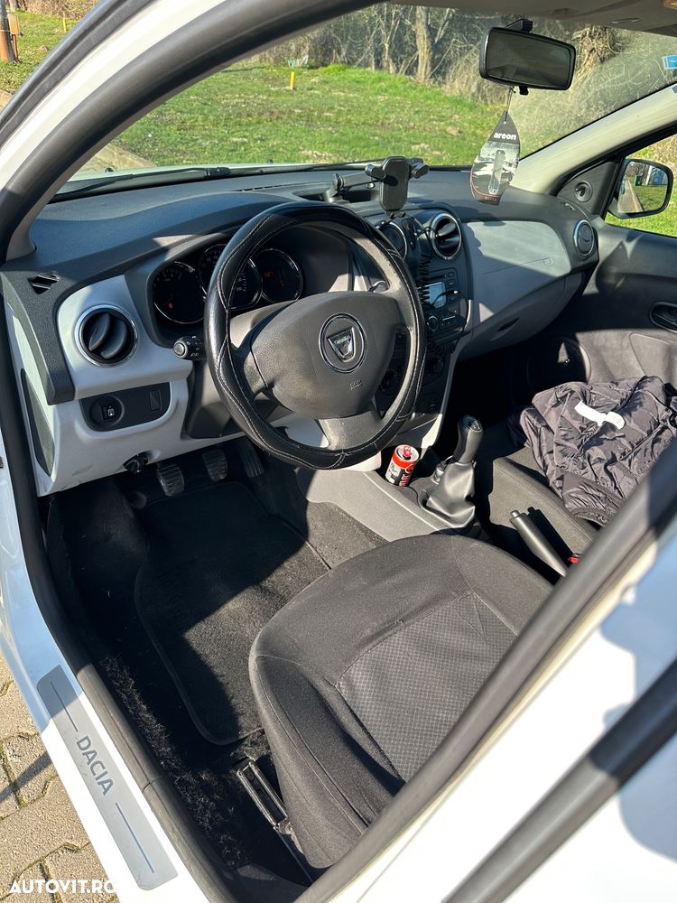 Dacia Sandero 1.2 - 6