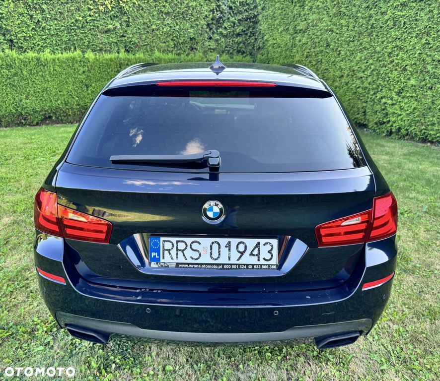 BMW Seria 5 M550d xDrive - 13