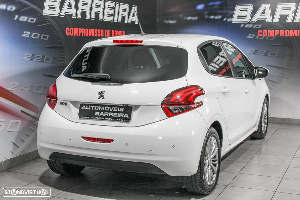 Peugeot 208 1.5 BlueHDi Signature - 20