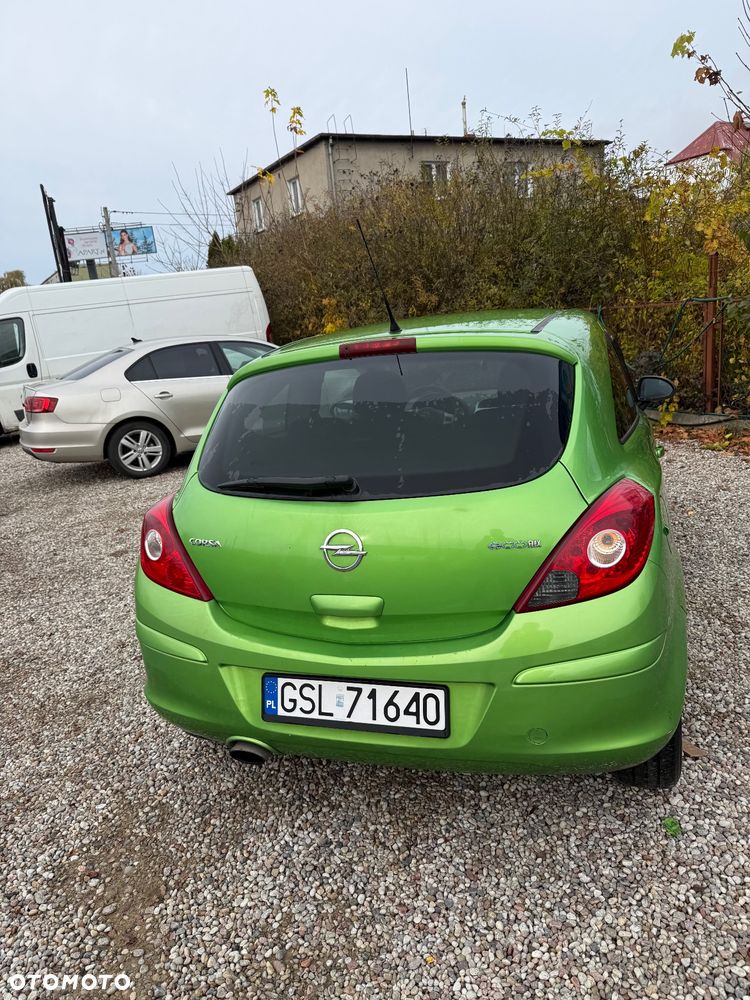 Opel Corsa 1.2 16V 111 - 4