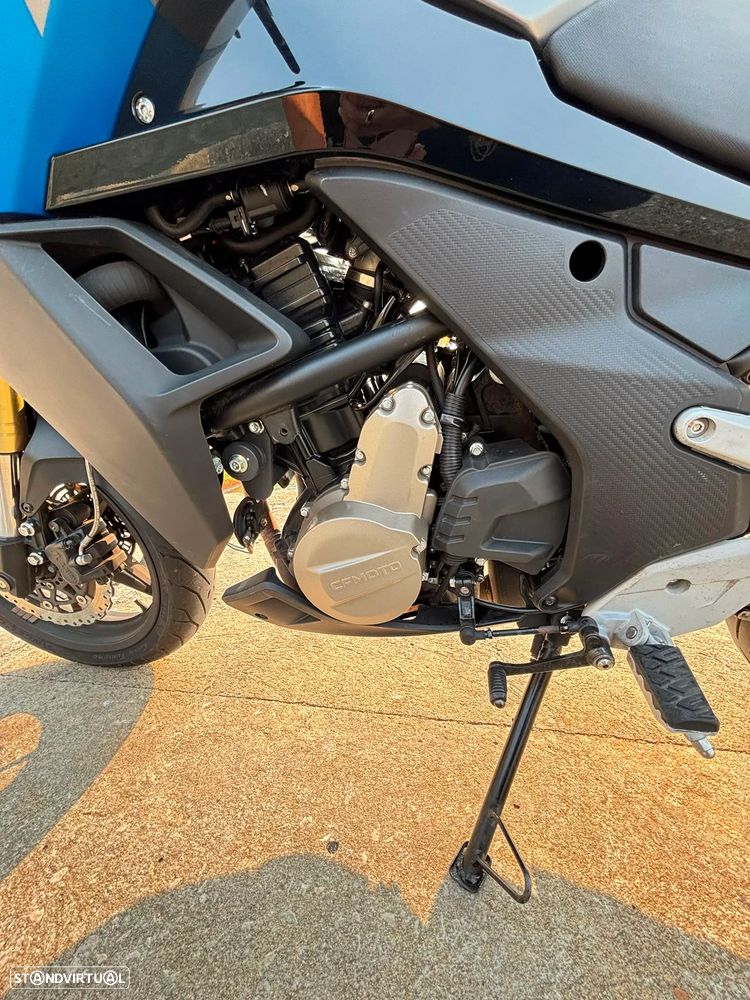 CF Moto 650MT - 7