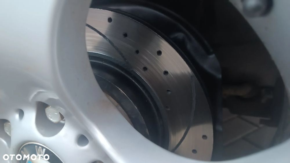 BMW Seria 3 320i - 33