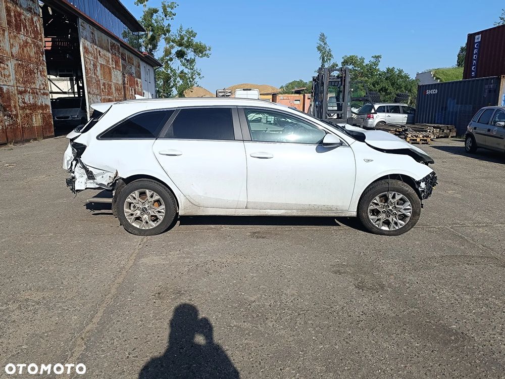 Kia Ceed 1.5 T-GDI DCT7 OPF Vision - 5