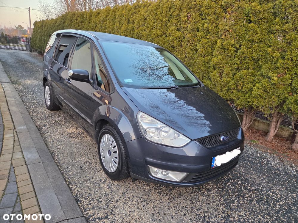 Ford Galaxy 1.8 TDCi Ambiente - 3