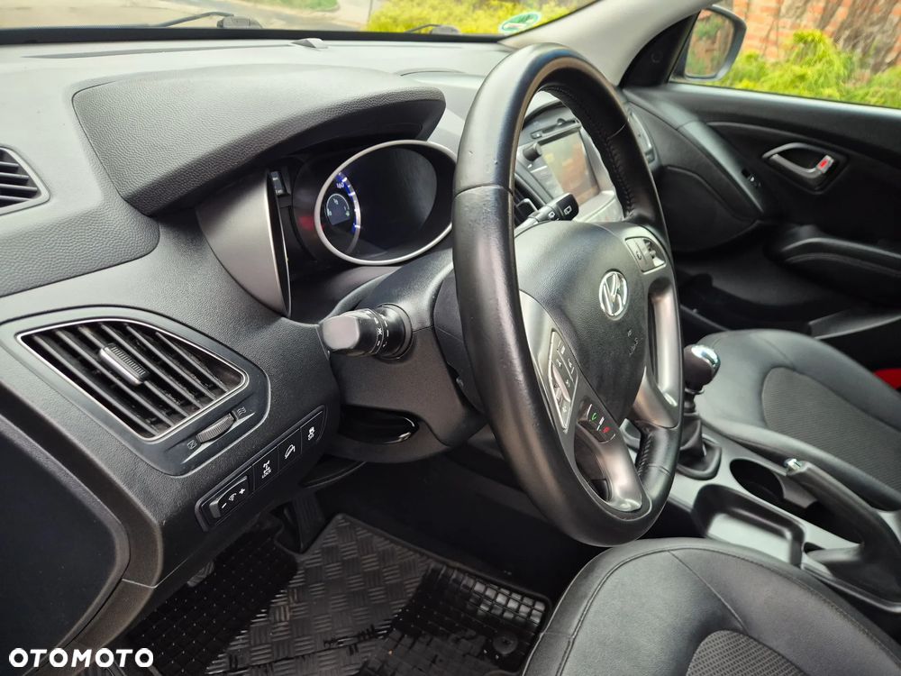 Hyundai ix35 2.0 CRDi 4WD Premium - 23