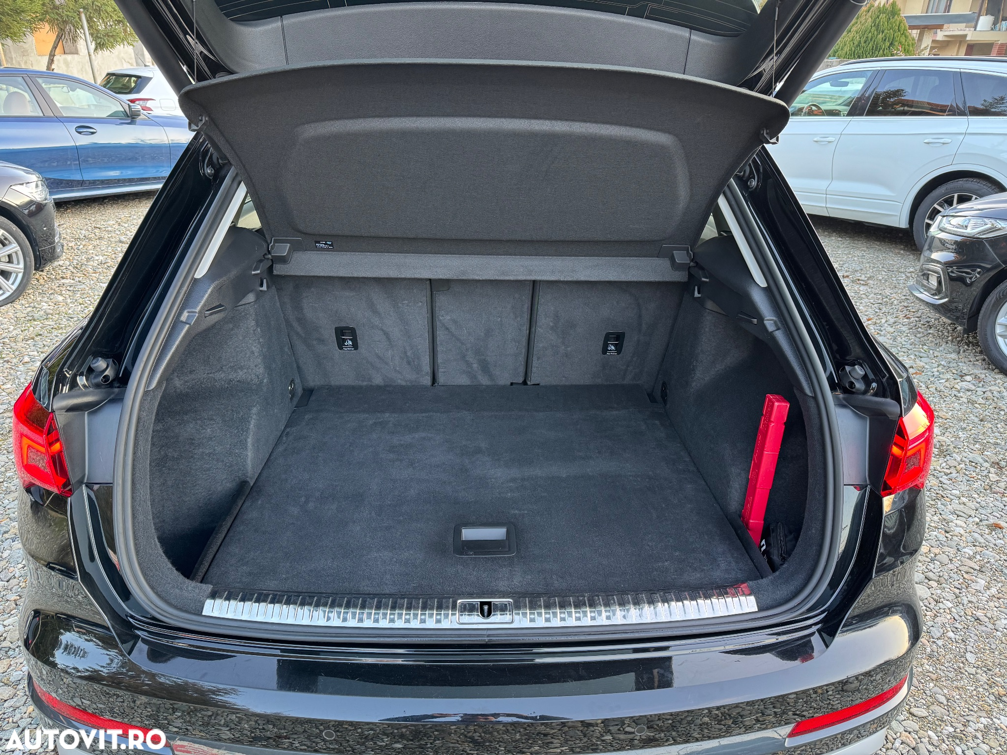 Audi Q3 2.0 35 TDI S tronic S Line - 13
