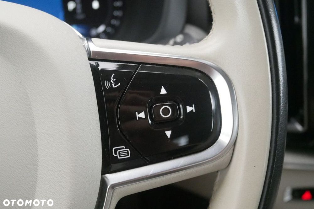 Volvo XC 60 - 27