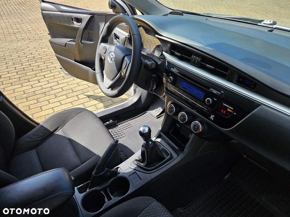 Toyota Corolla 1.4 D-4D Active EU6 - 34