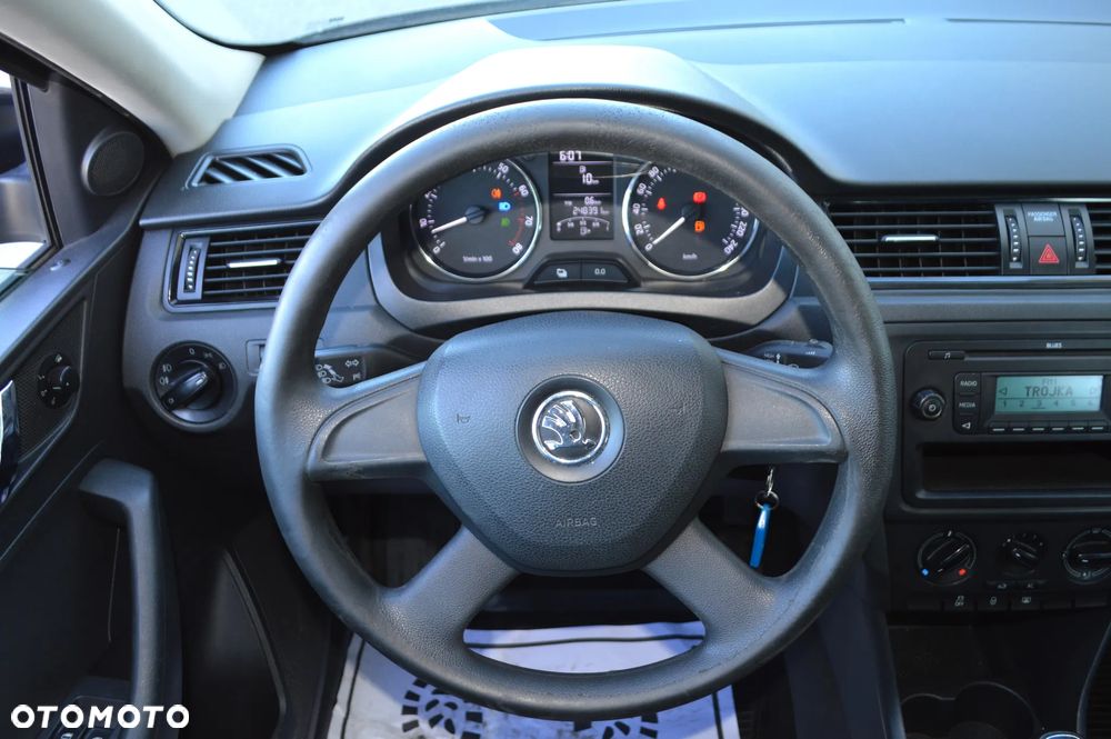 Skoda RAPID 1.2 TSI Active - 18