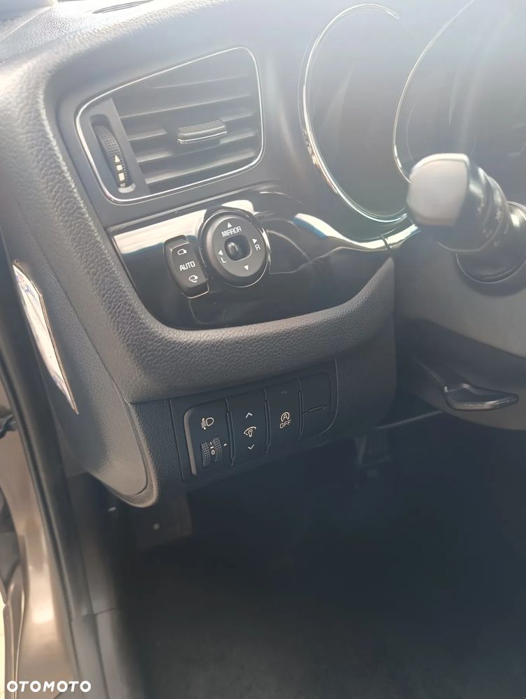 Kia Ceed 1.6 GDI Dream Team Edition - 15