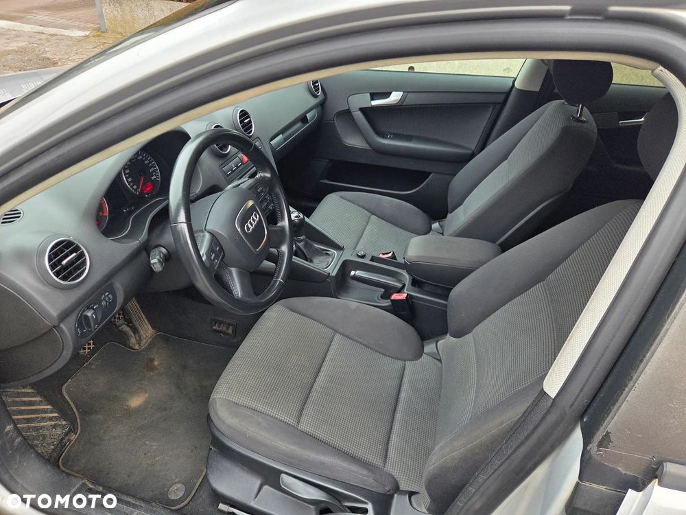 Audi A3 Sportback - 18