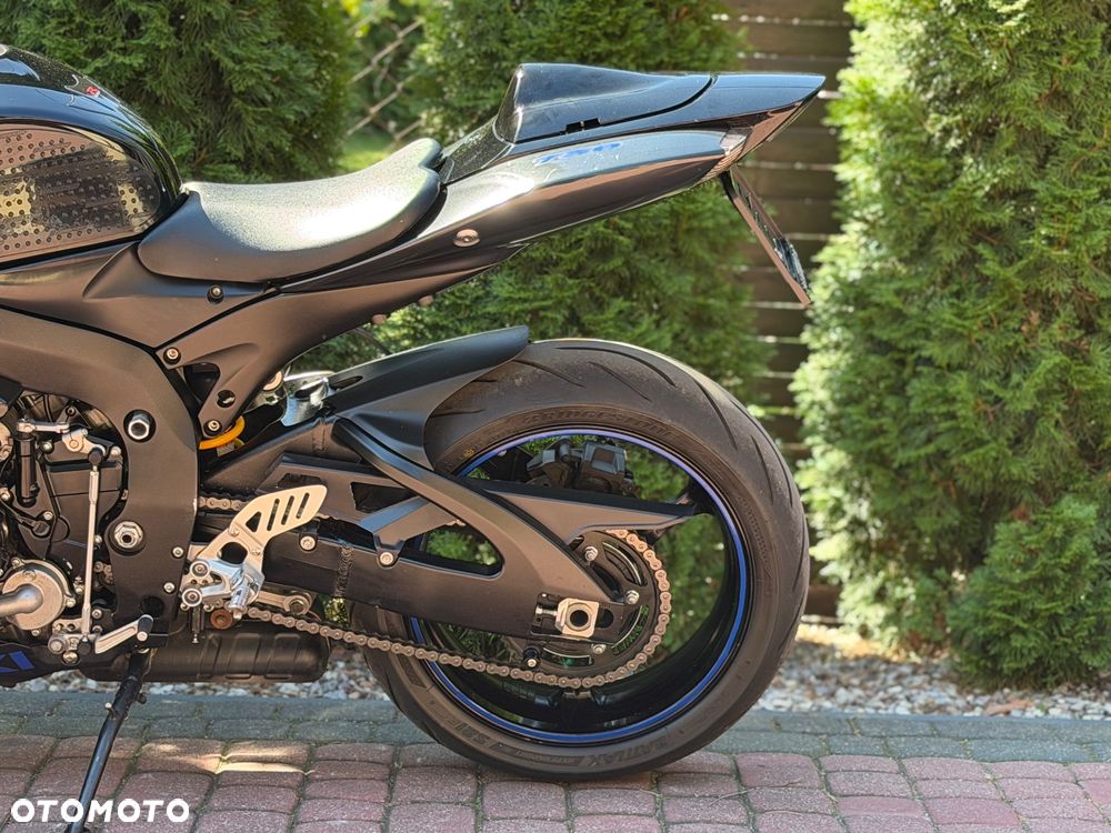 Suzuki GSX-R - 20