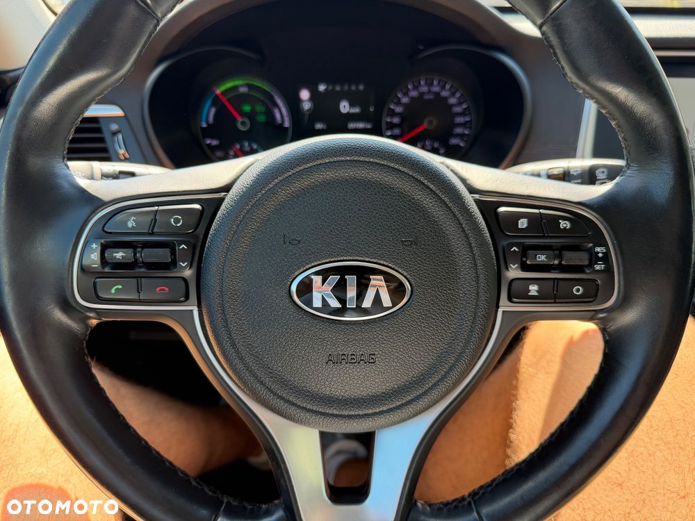 Kia Optima Plug-in Hybrid - 15