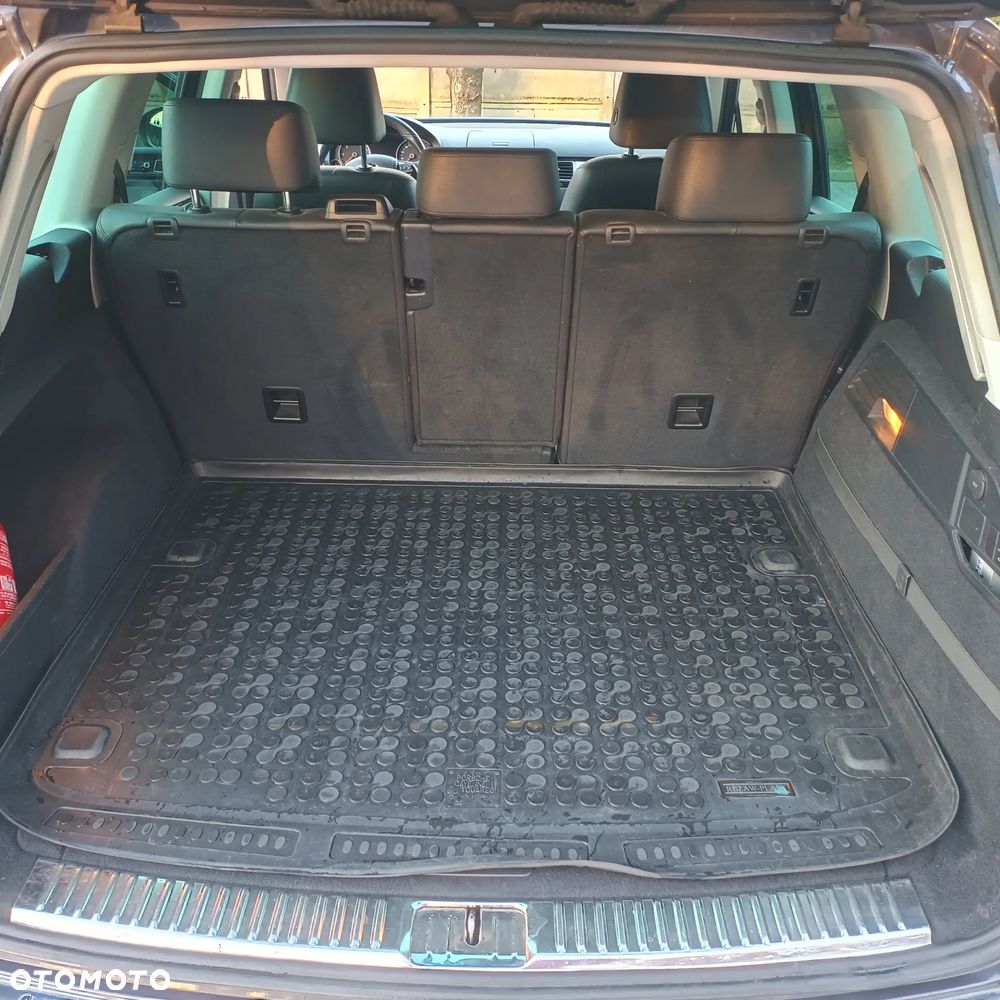 Volkswagen Touareg 3.0 V6 TDI BMT - 17