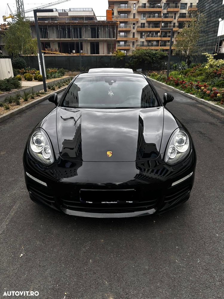 Porsche Panamera - 15