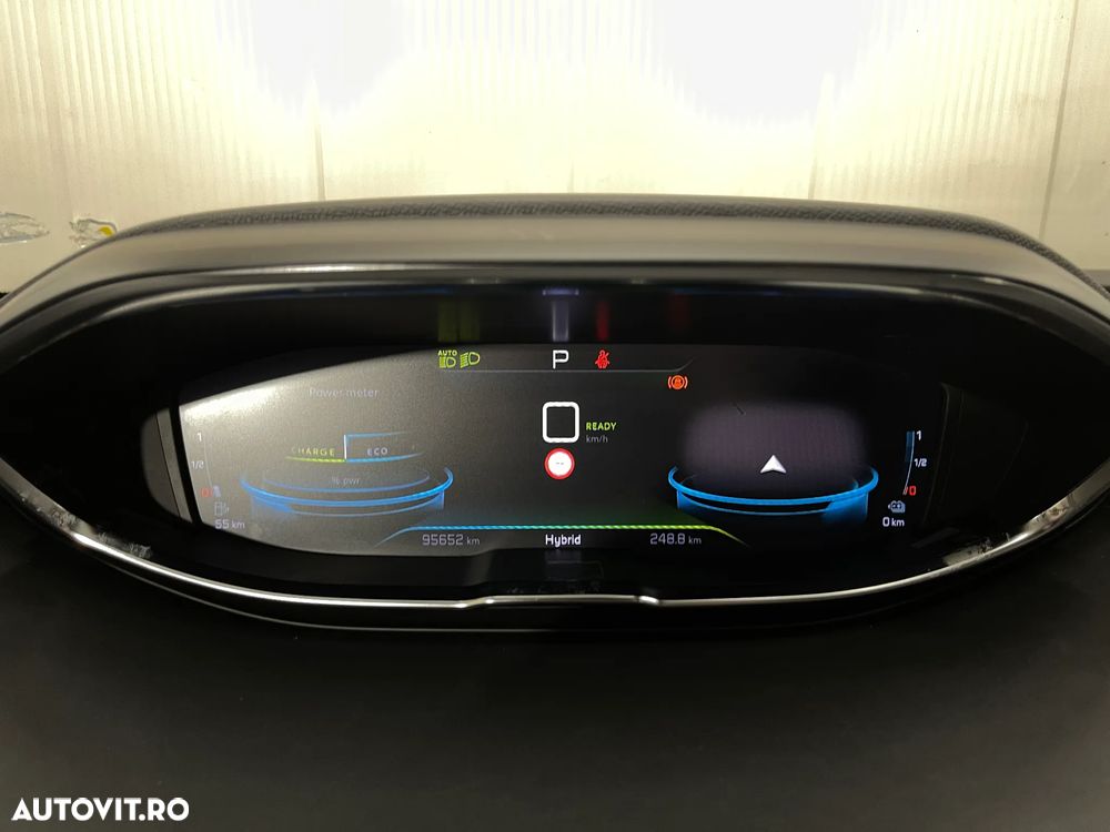 Peugeot 3008 225 e-EAT8 Allure Pack - 28