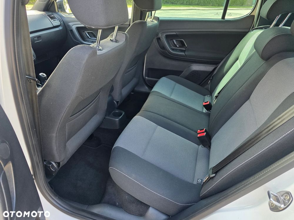 Skoda Fabia 1.2 TSI Monte Carlo - 9