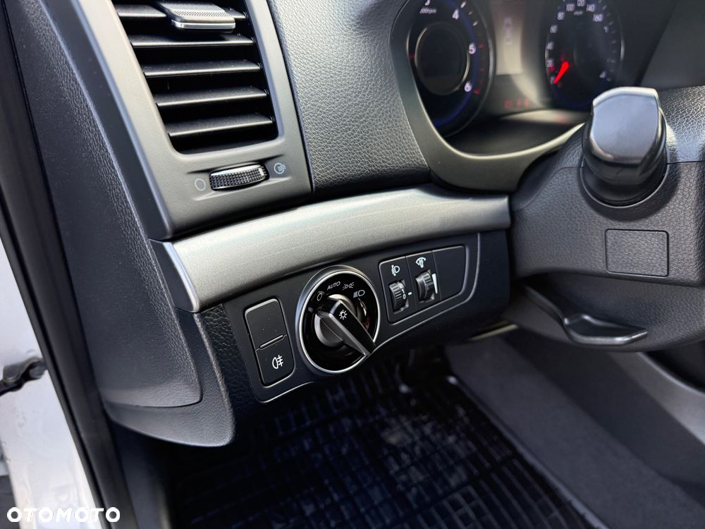 Hyundai i40 Kombi 1.7 CRDi Premium - 21