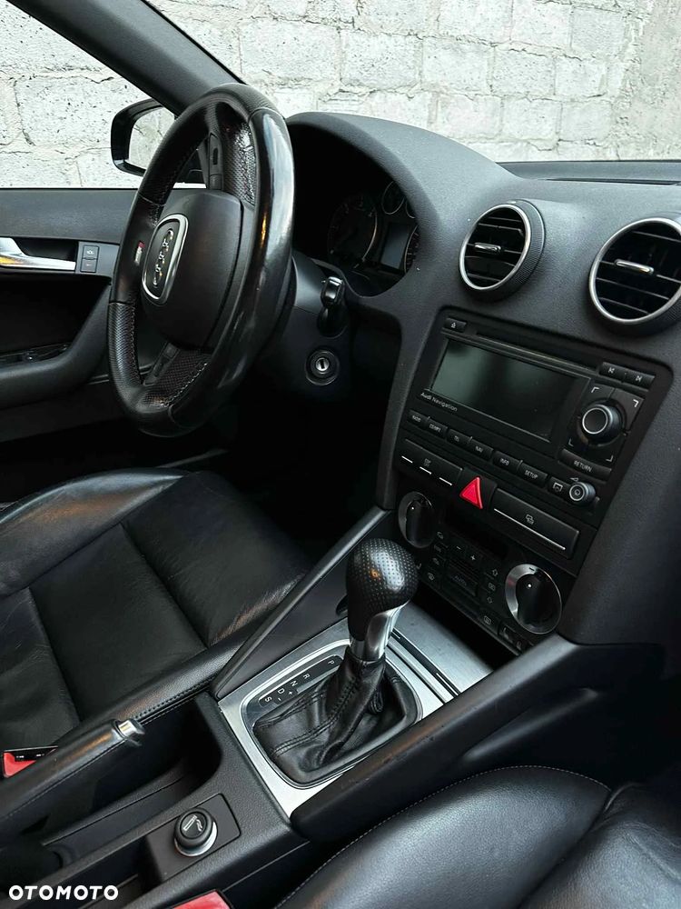 Audi A3 2.0 TDI DPF S tronic S line Sportpaket - 34
