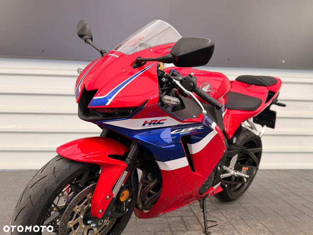 Honda CBR - 18