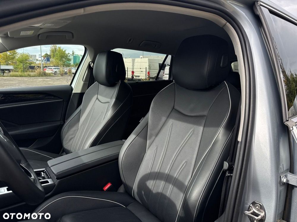 Volkswagen Passat Variant 1.5 TSI ACT mHEV Elegance DSG - 26