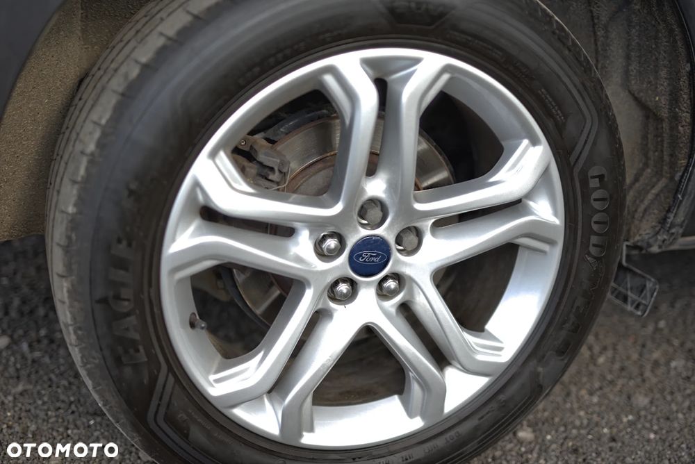 Ford Edge - 15