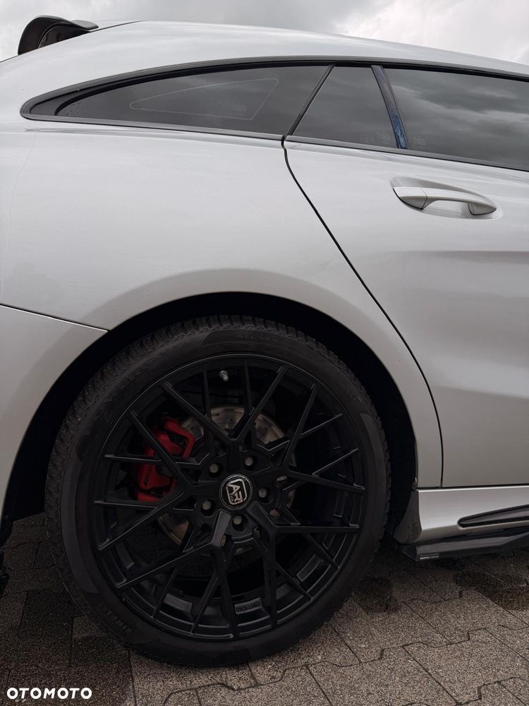 Mercedes-Benz CLA 200 7G-DCT AMG Line - 15