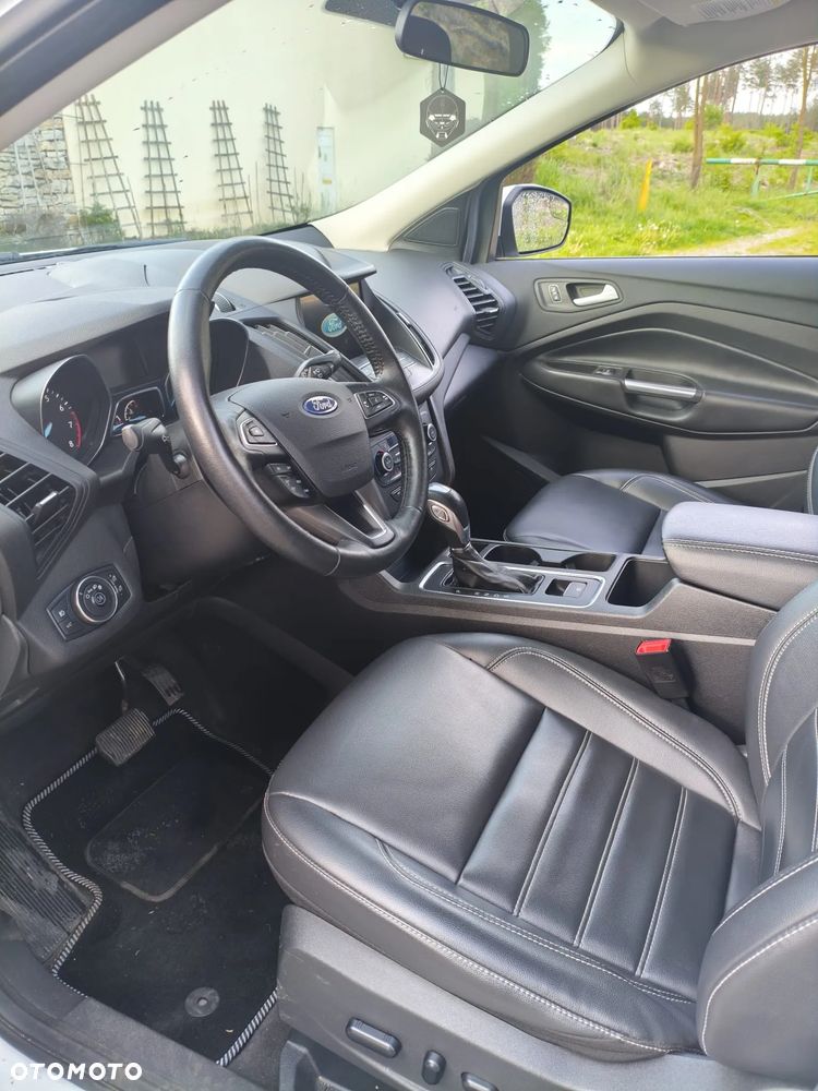 Ford Escape 2.0 EcoBoost AWD Titanium - 15