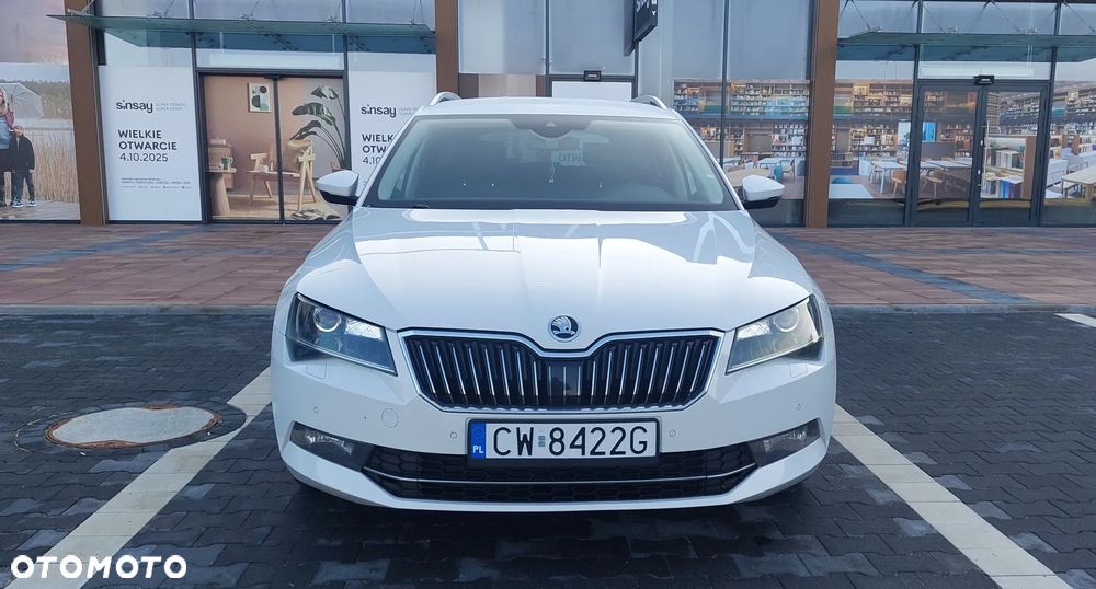 Skoda Superb 2.0 TDI Ambition DSG7 - 3