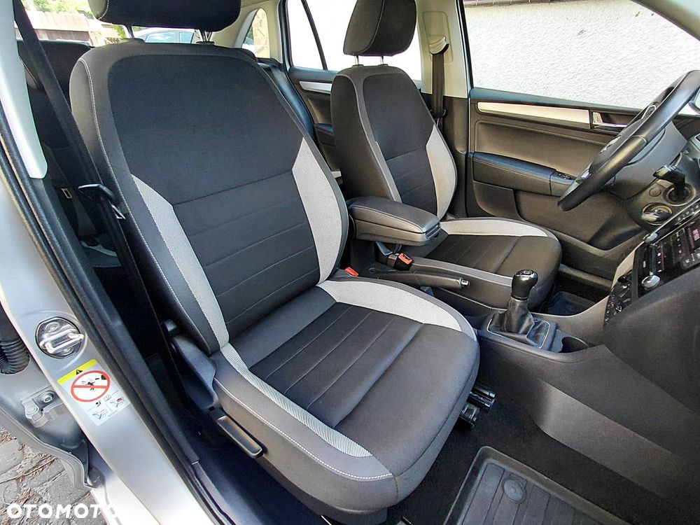 Skoda RAPID - 7