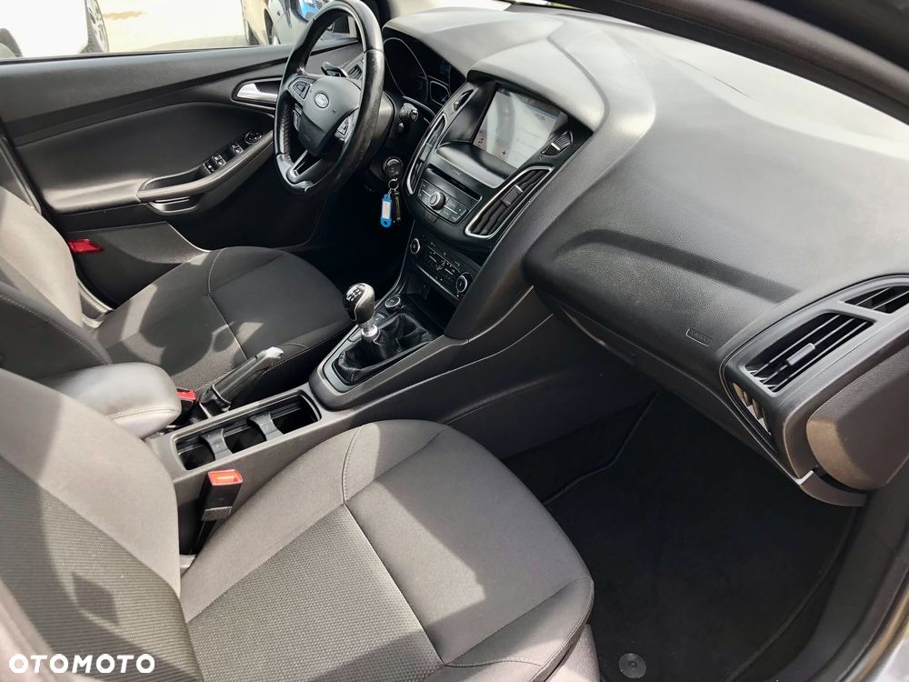 Ford Focus 1.5 TDCi DPF Start-Stopp-System Titanium - 8