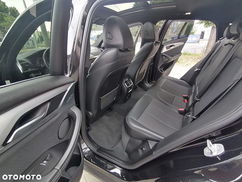 BMW X4 xDrive20d xLine sport - 26
