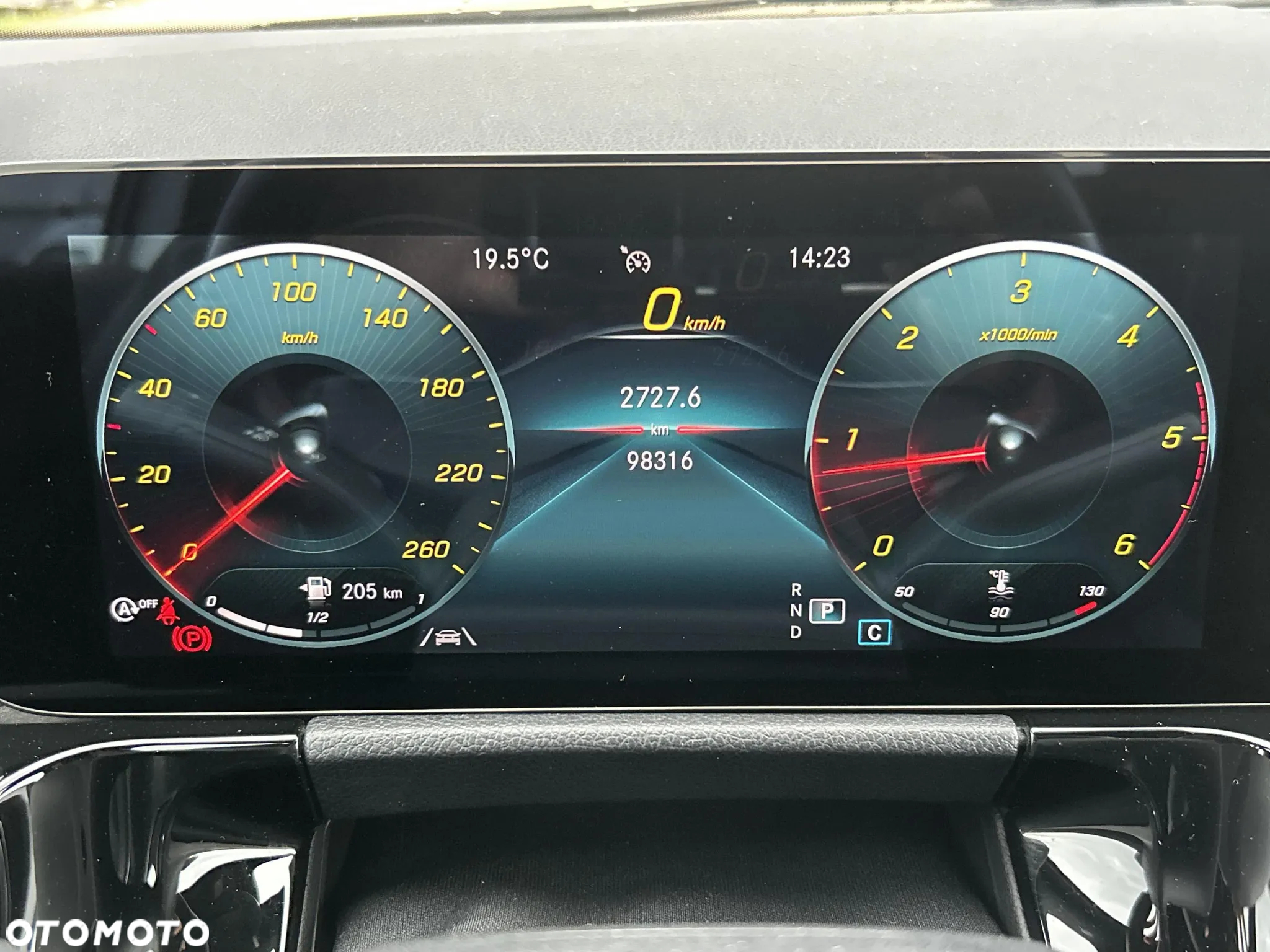 Mercedes-Benz GLA 200 d AMG Line - 22
