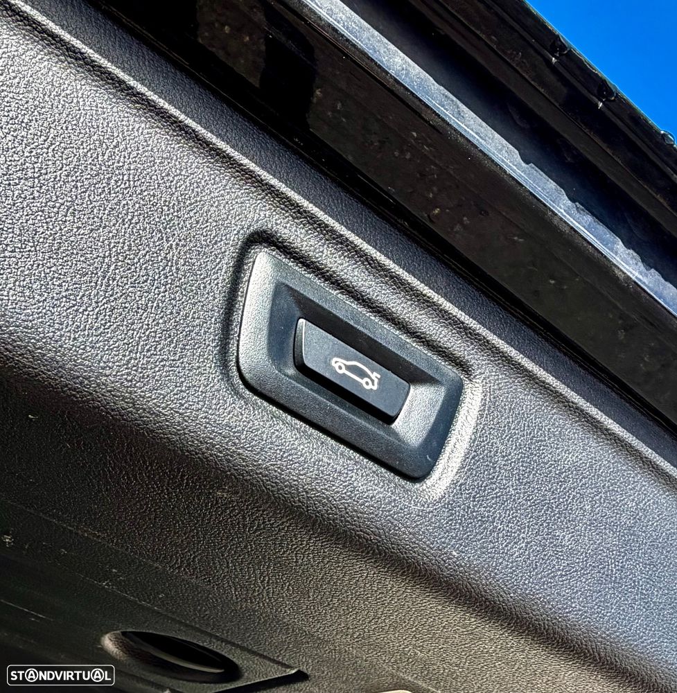 BMW 320 e Corporate Edition Auto - 30