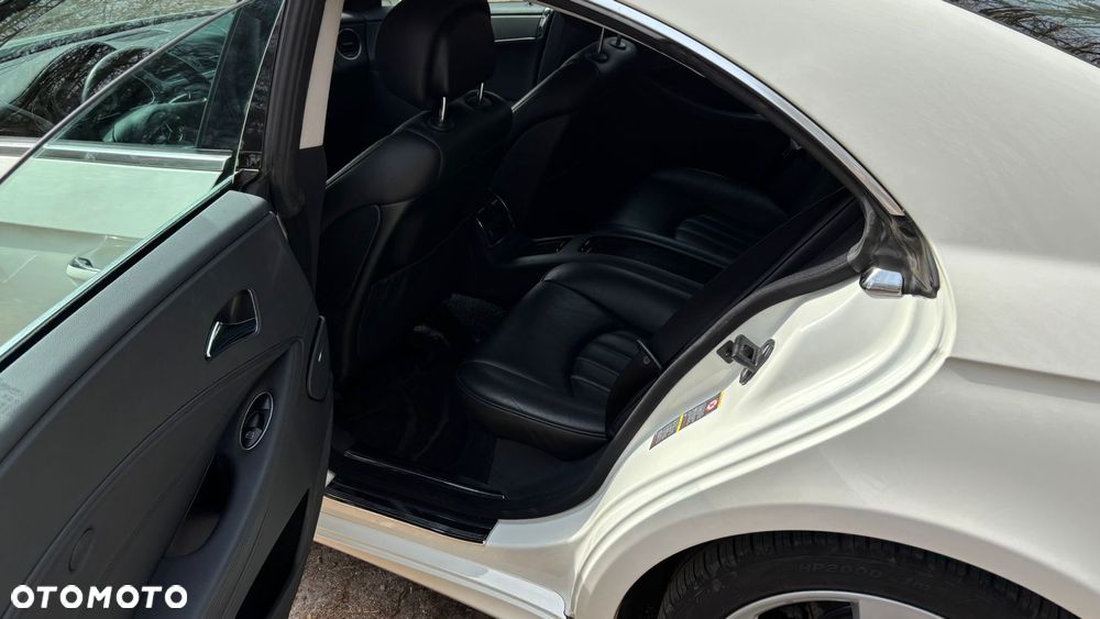 Mercedes-Benz CLS 350 - 12