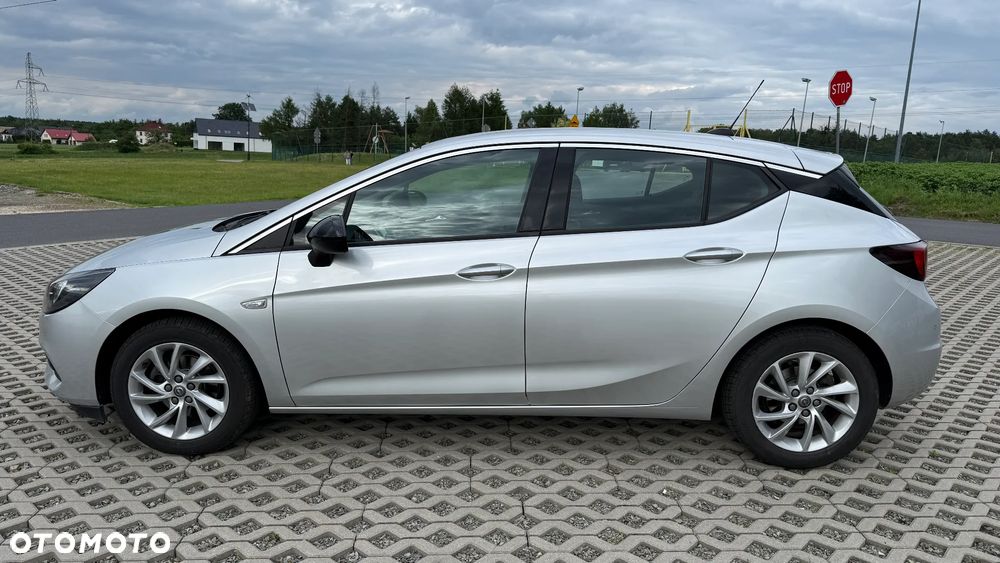 Opel Astra 1.2 T Business Elegance S&S - 4