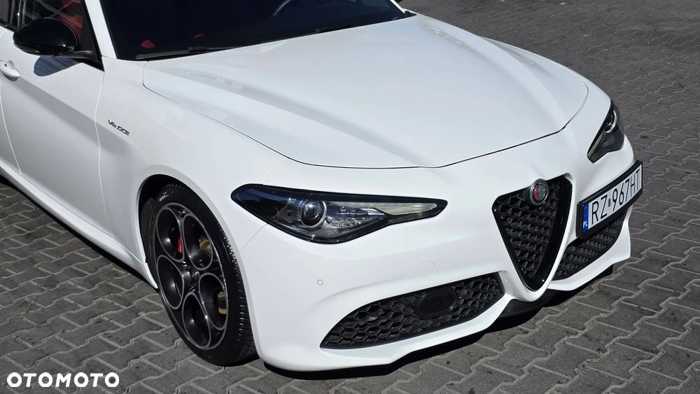 Alfa Romeo Giulia 2.0 Turbo 16V AT8 Veloce Ti - 2