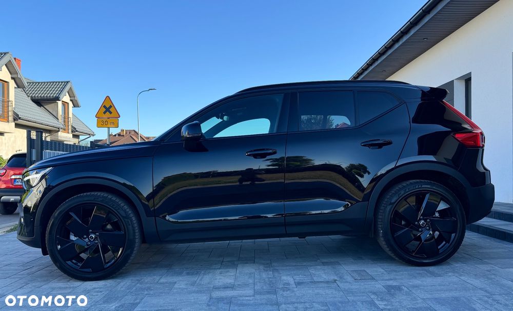 Volvo XC 40 B3 B DKG Plus Black Edition - 10