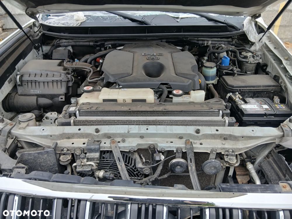 Toyota Land Cruiser - 10